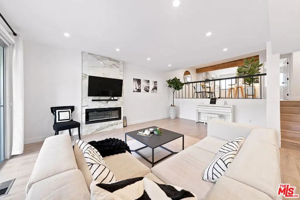 13235 Fiji Way #F, Los Angeles, CA 90292 - #1