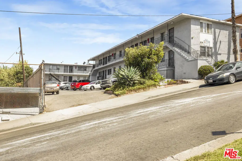 11718 S Budlong Avenue, Los Angeles, CA 90044 - #1