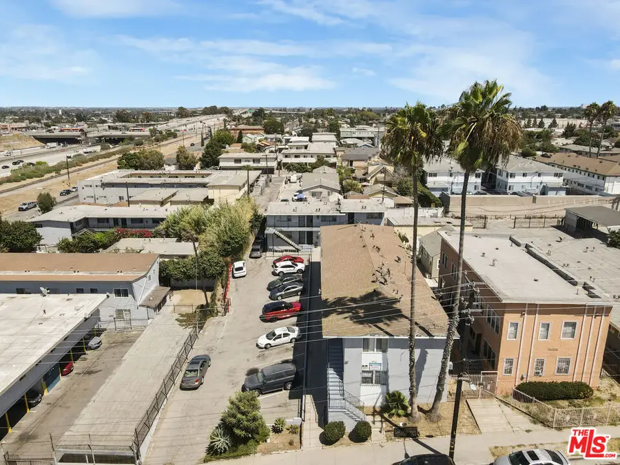 11718 S Budlong Avenue, Los Angeles, CA 90044 - #2