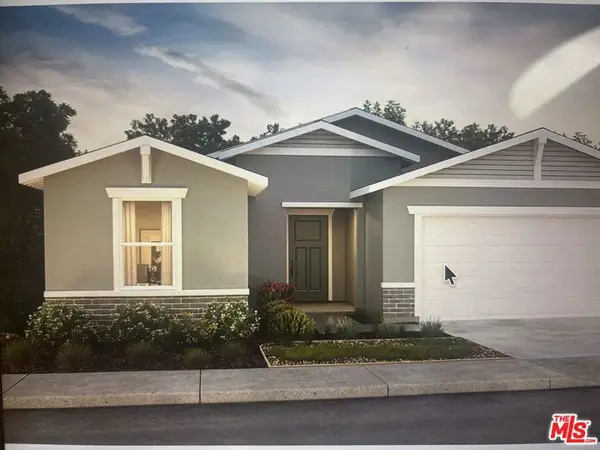 8824 Scintilla Avenue, Bakersfield, CA 93311