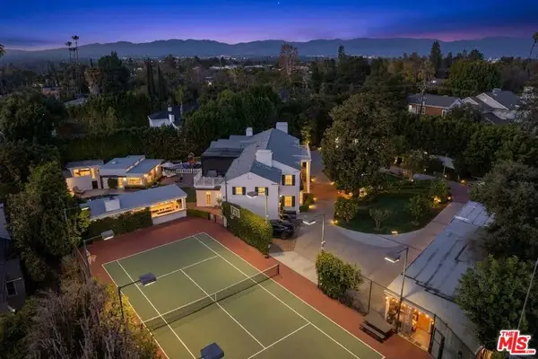 17503 Rancho Street, Encino, CA 91316