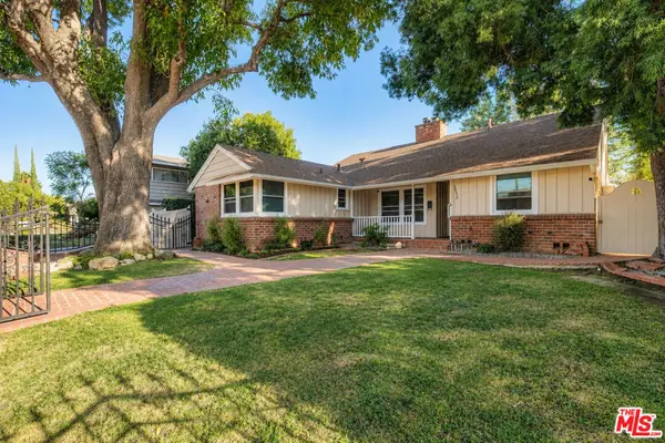 14212 Leadwell Street, Van Nuys, CA 91405
