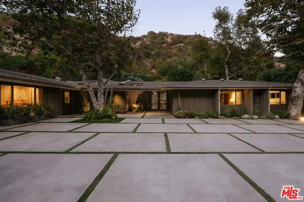 2618 Mandeville Canyon Road, Los Angeles, CA 90049