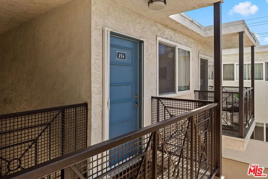 2721 2nd Street #205, Santa Monica, CA 90405 - #3