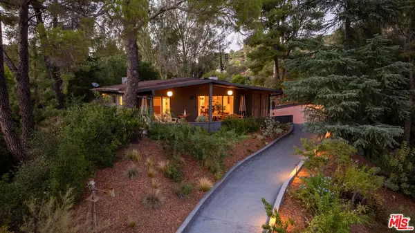 24647 Mulholland Highway, Calabasas, CA 91302
