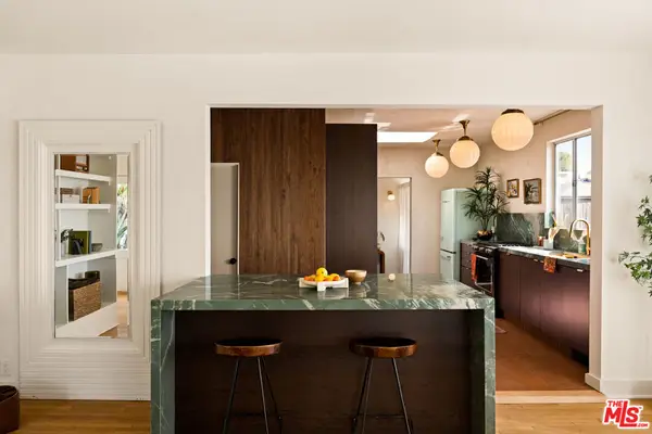 818 Palms Boulevard, Venice, CA 90291