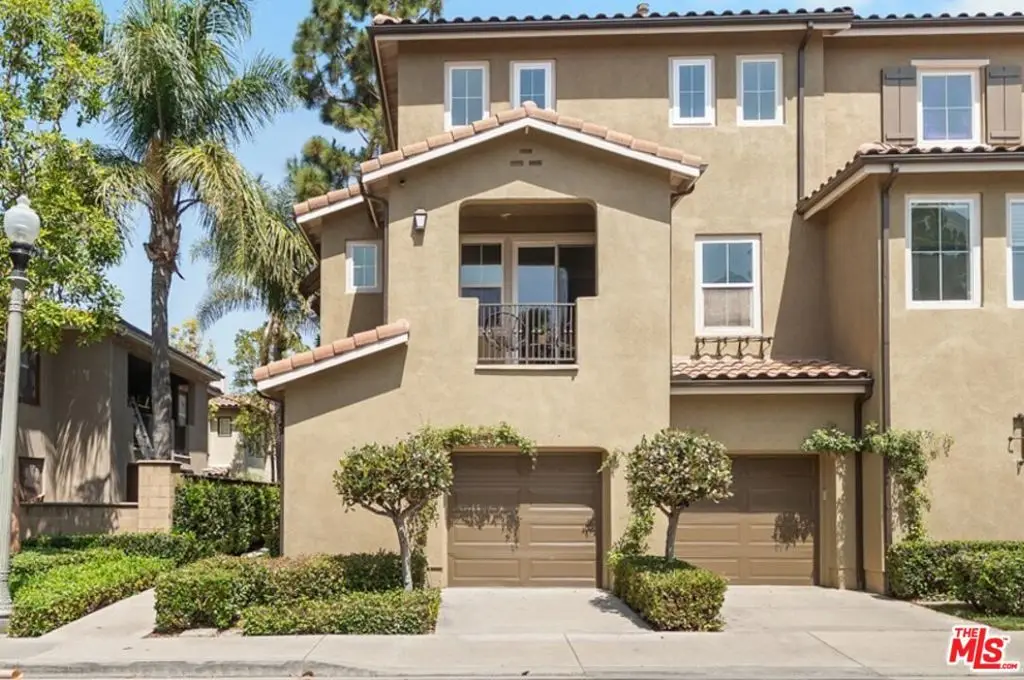 270 Lockford, Irvine, CA 92602 - #1