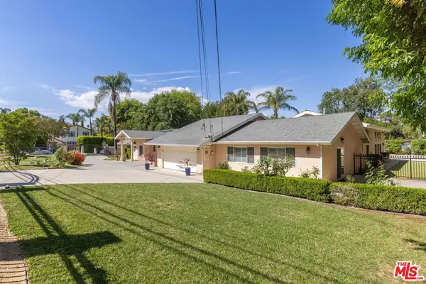 19717 Wells Drive, Los Angeles, CA 91364