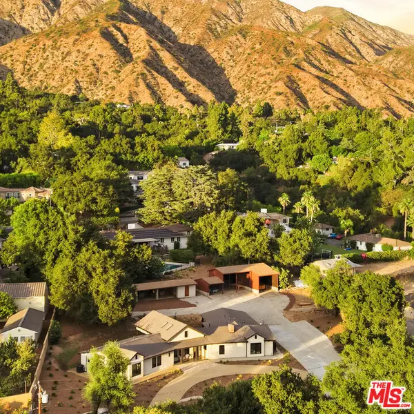 3033 Clarmeya Lane, Pasadena, CA 91107