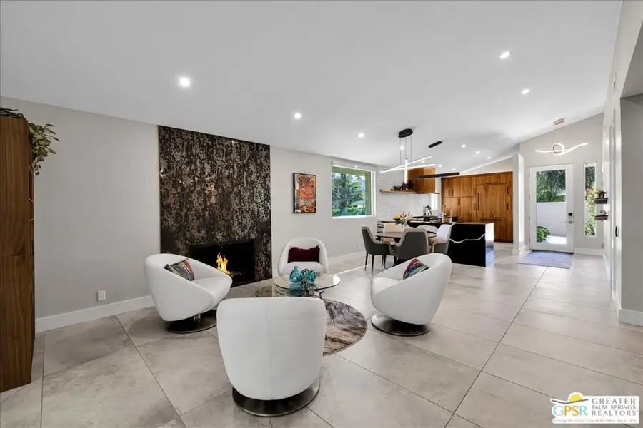 490 E Via Ensenada Circle, Palm Springs, CA 92264 - #2