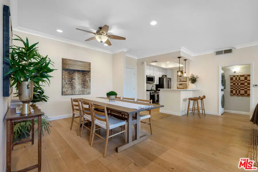 11225 Peach Grove Street #104, North Hollywood, CA 91601 - #3