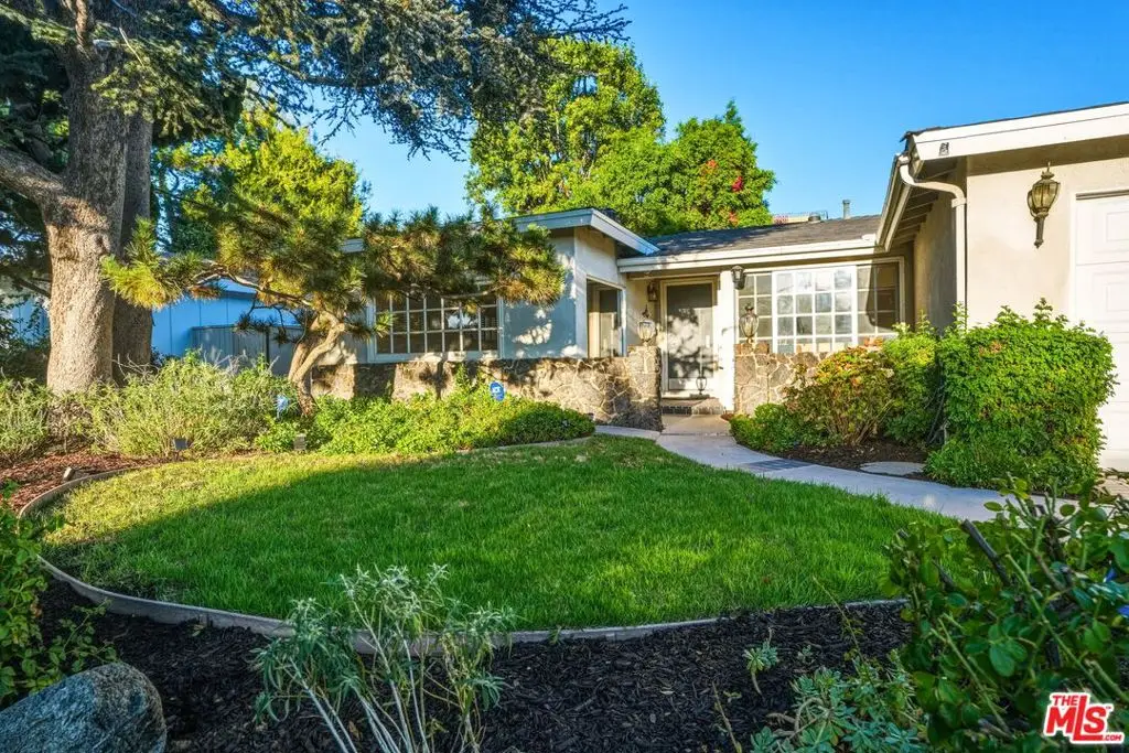 5518 Saloma Avenue, Sherman Oaks, CA 91411 - #1