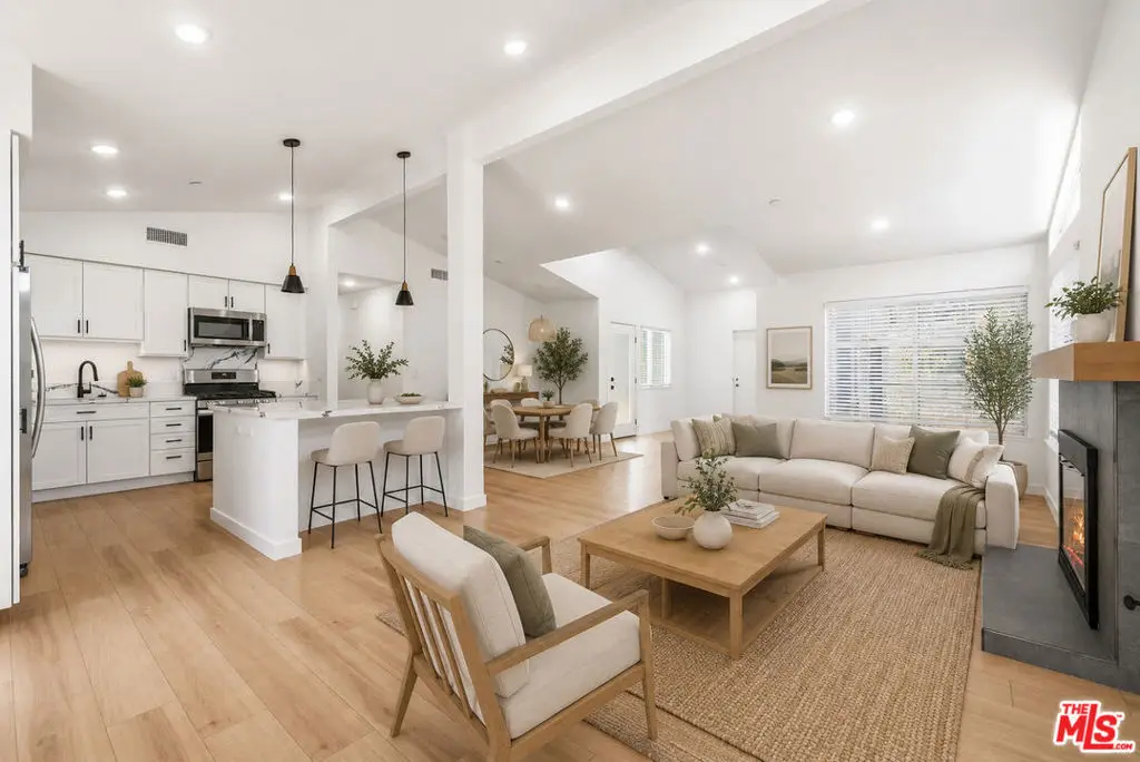 22320 Itasca Street, Chatsworth, CA 91311 - #1