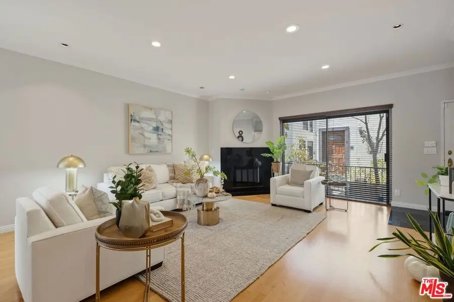 4338 Gentry Avenue #4, Studio City, CA 91604 - #3