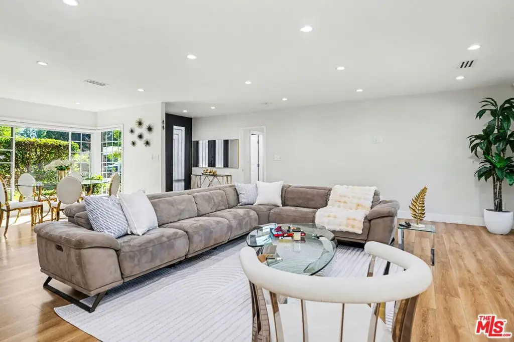 17409 Kinzie Street, Northridge, CA 91325 - #1