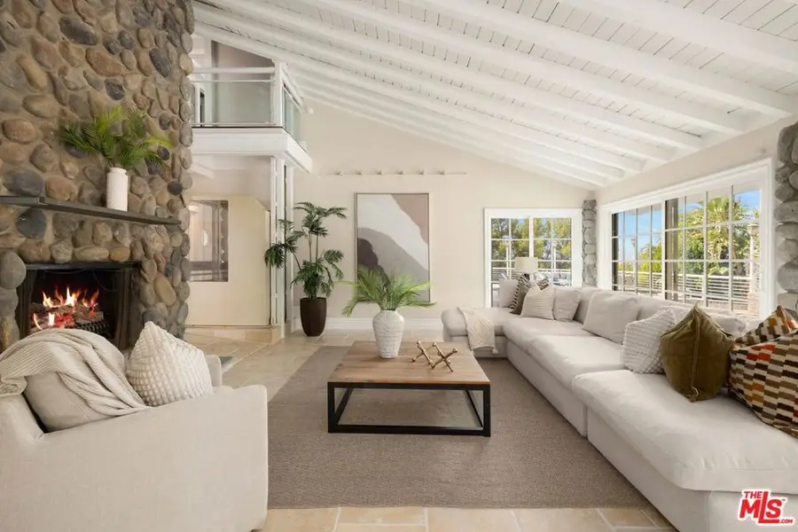 4615 White Oak Place, Encino, CA 91316 - #2