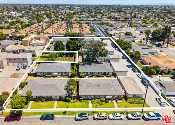 17062 B Lane, Huntington Beach, CA 92647