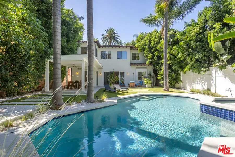 14985 Valley Vista Boulevard, Sherman Oaks, CA 91403 - #2