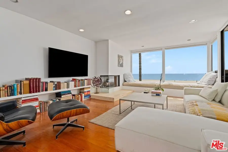 6 Northstar Street #303, Marina Del Rey, CA 90292 - #3