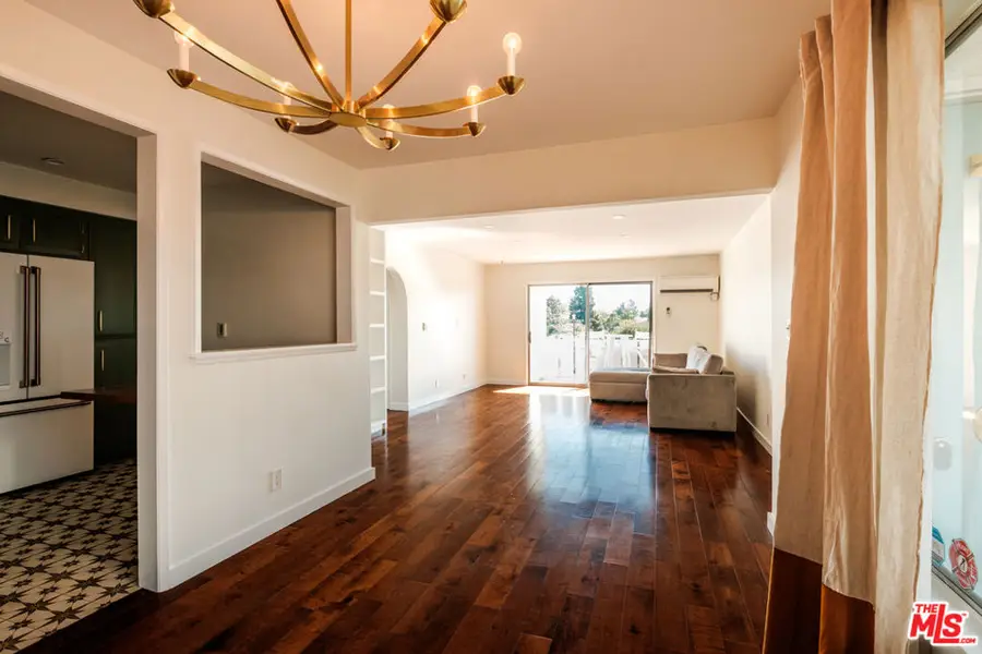 4343 Finley Avenue #25, Los Angeles, CA 90027 - #2