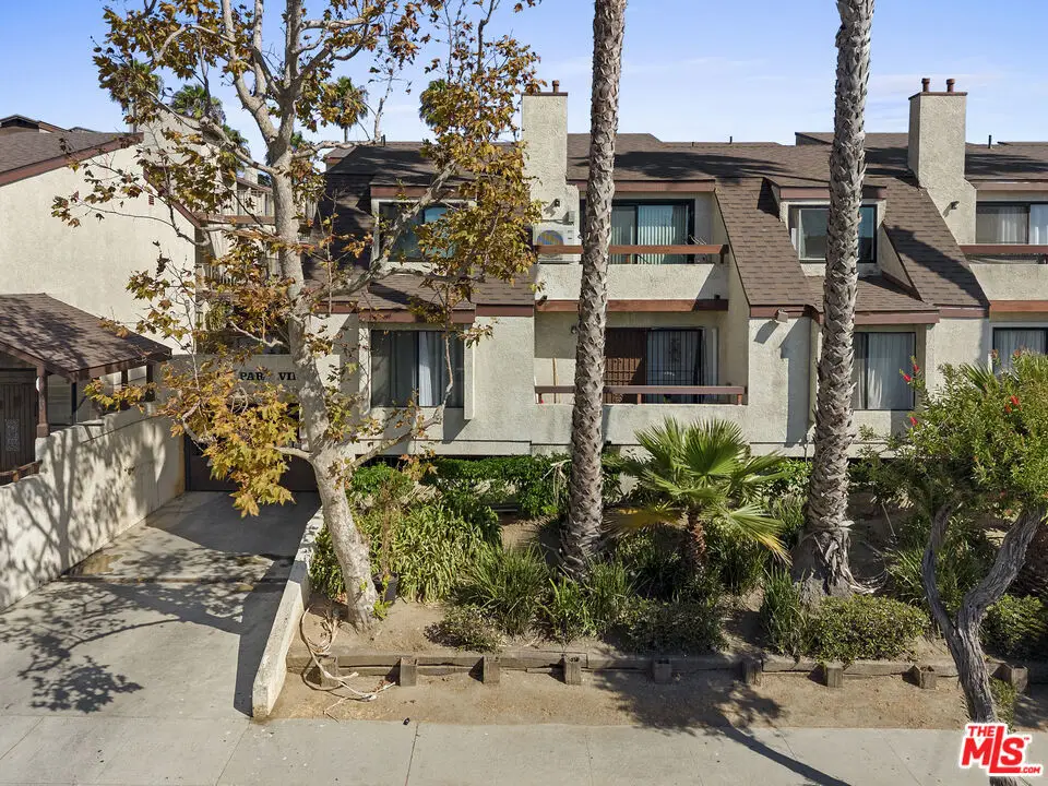 620 W Hyde Park Boulevard #103, Inglewood, CA 90302 - #1