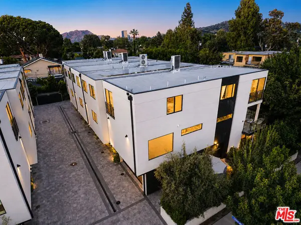 11614 Colfax Meadow Lane, Studio City, CA 91604