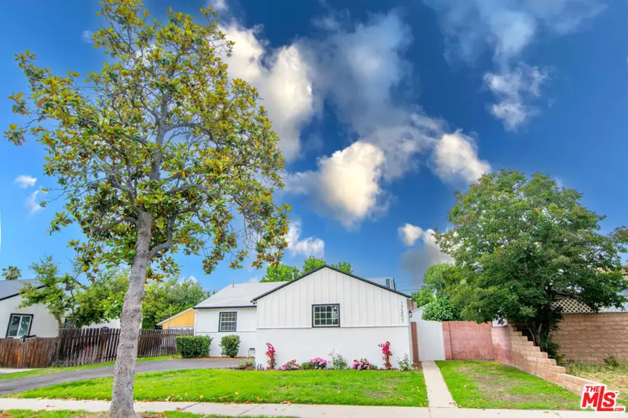 17209 Stagg Street, Van Nuys, CA 91406 - #2