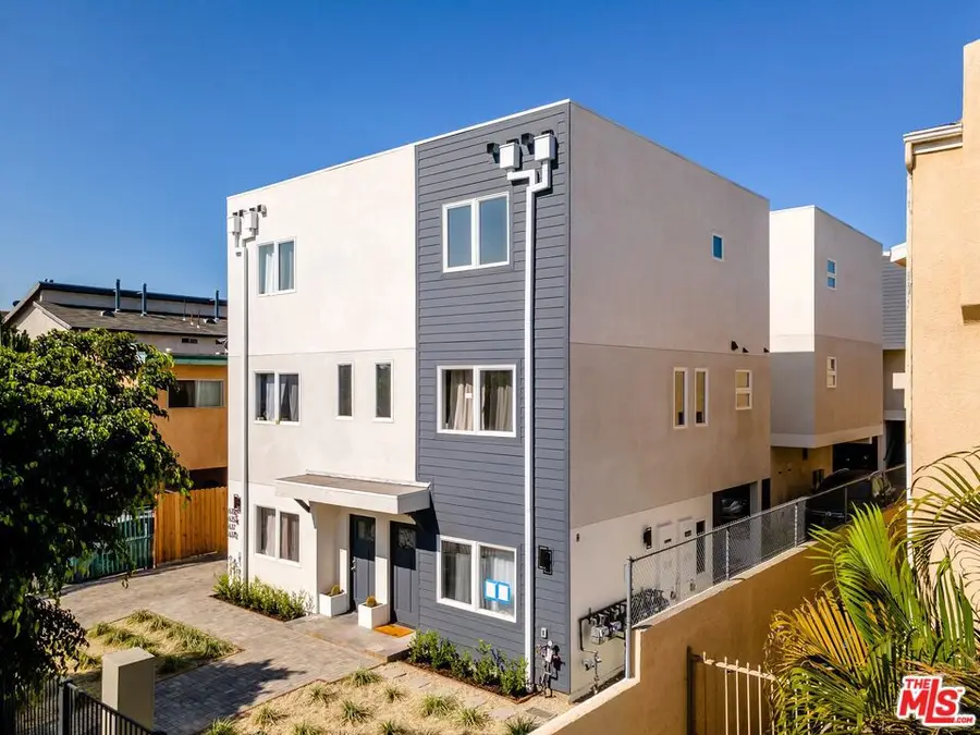 635 N Harvard Boulevard, Los Angeles, CA 90004 - #2