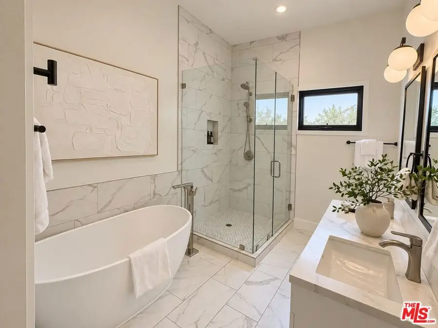 14153 Archwood Street, Van Nuys, CA 91405 - #2