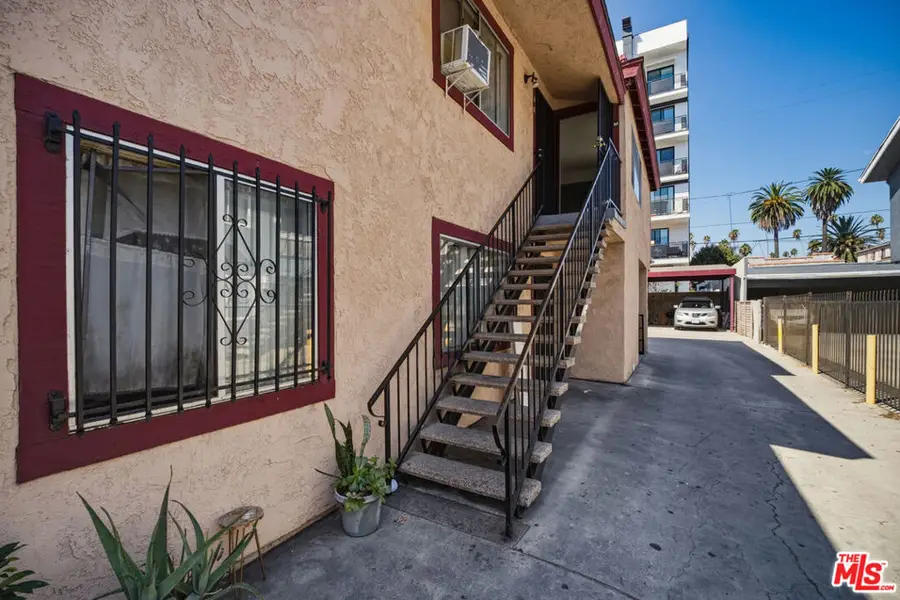 927 S Berendo Street, Los Angeles, CA 90006 - #3