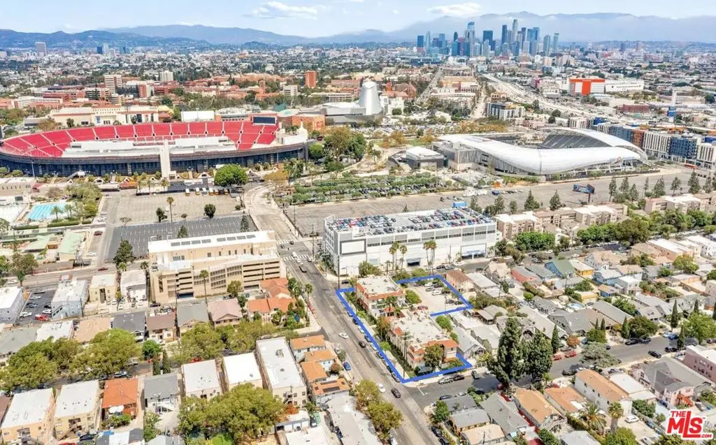 4060 S Hoover Street, Los Angeles, CA 90037 - #1
