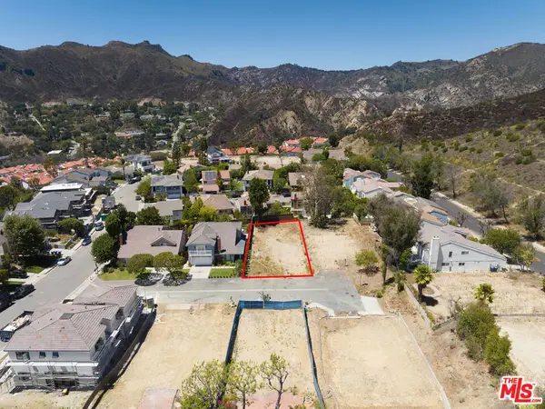 17249 Avenida De La Herradura, Los Angeles, CA 90272