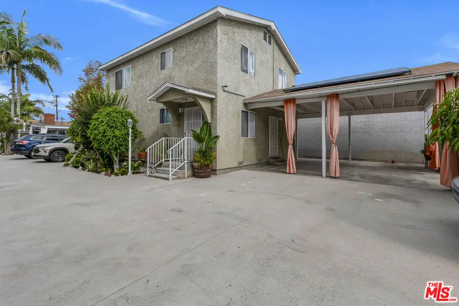 10914 S Osage Avenue, Inglewood, CA 90304 - #2