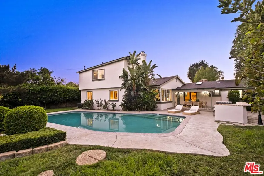 9356 Lasaine Avenue, Northridge, CA 91325 - #2