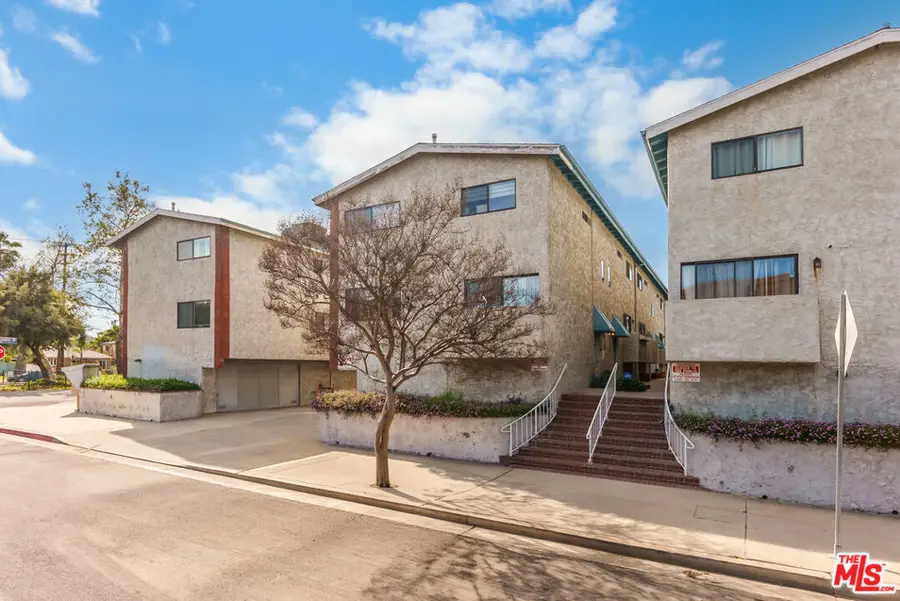 11643 Chandler Boulevard #111, Valley Village, CA 91601 - #2