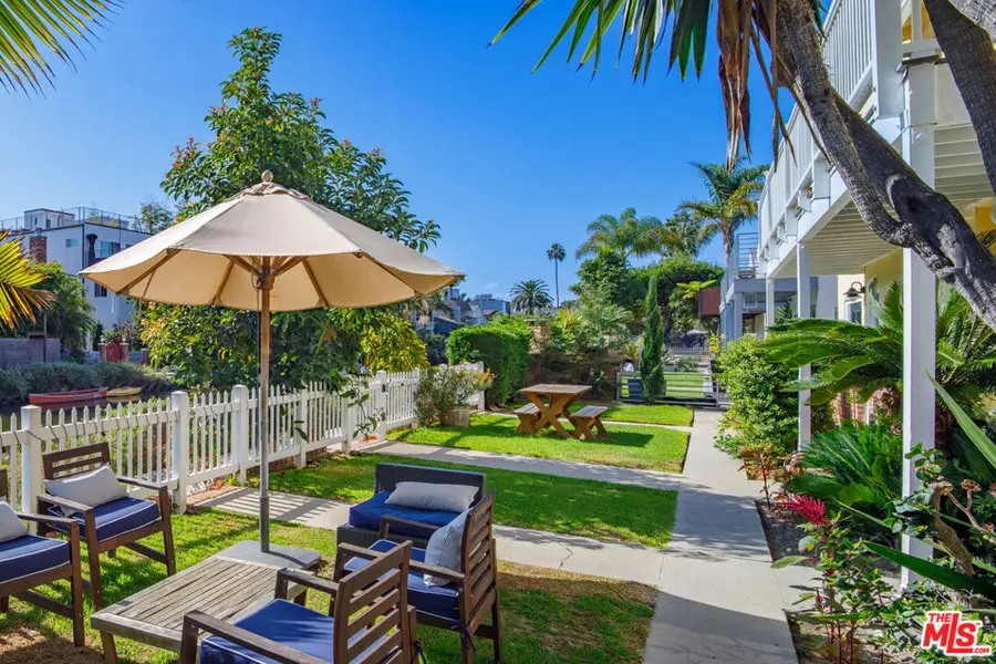 2824 Grand Canal, Venice, CA 90291 - #3
