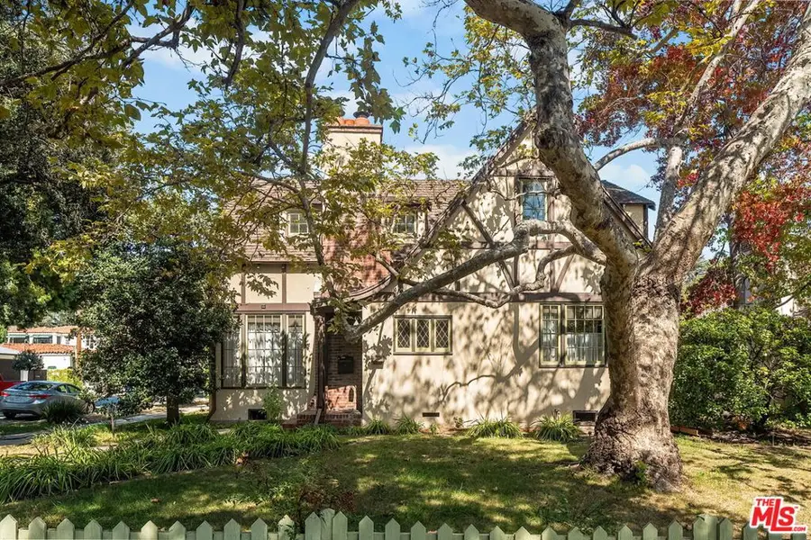 1902 Georgina Avenue, Santa Monica, CA 90402 - #3