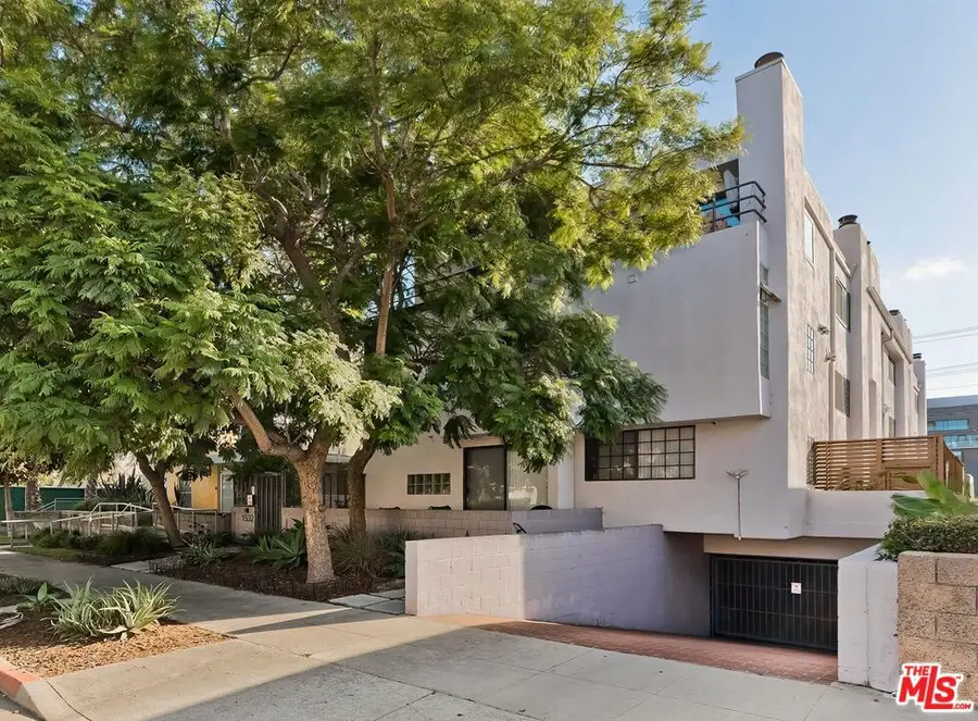 1532 9th Street #8, Santa Monica, CA 90401 - #2