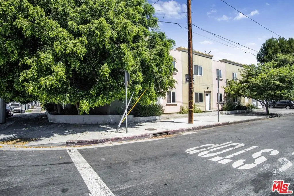 16057 Hartland Street, Van Nuys, CA 91406 - #1