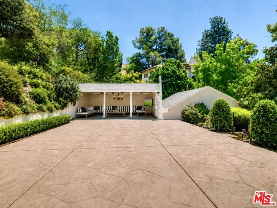 1627 Arbor Drive, Glendale, CA 91202 - #2