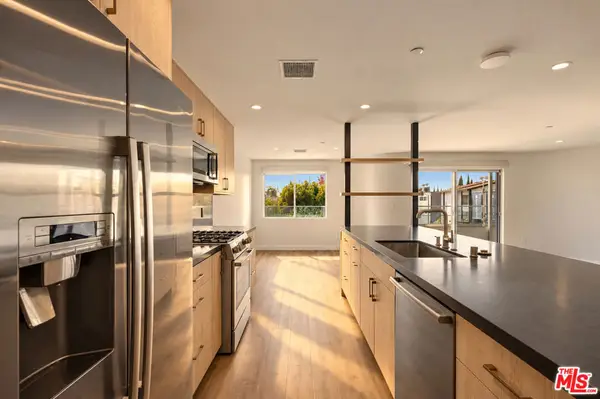 10951 National Boulevard #201, Los Angeles, CA 90064