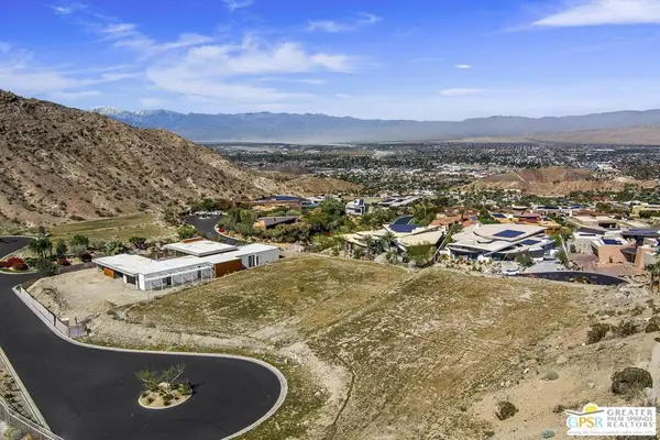 44 Rim Crest Road, Rancho Mirage, CA 92270