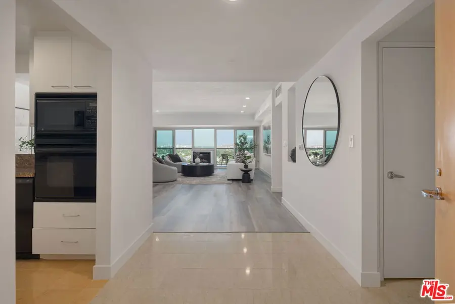 13600 Marina Pointe Drive #1605, Marina Del Rey, CA 90292 - #2
