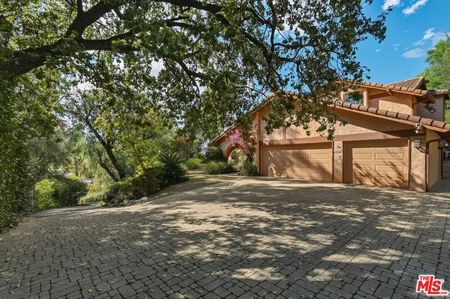 4734 Louise Avenue, Encino, CA 91316 - #2