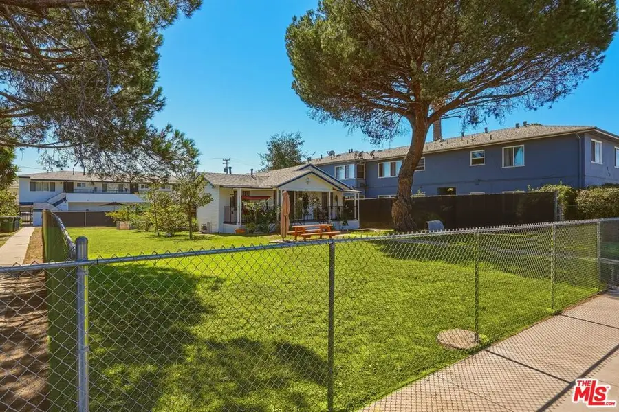 831 Centinela Avenue, Inglewood, CA 90302 - #3