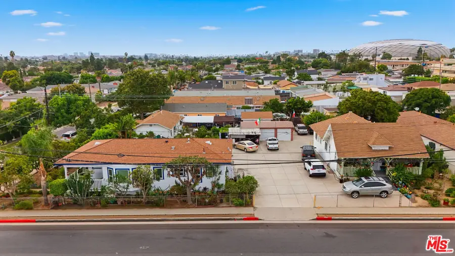 10419 Yukon Avenue, Inglewood, CA 90303 - #2