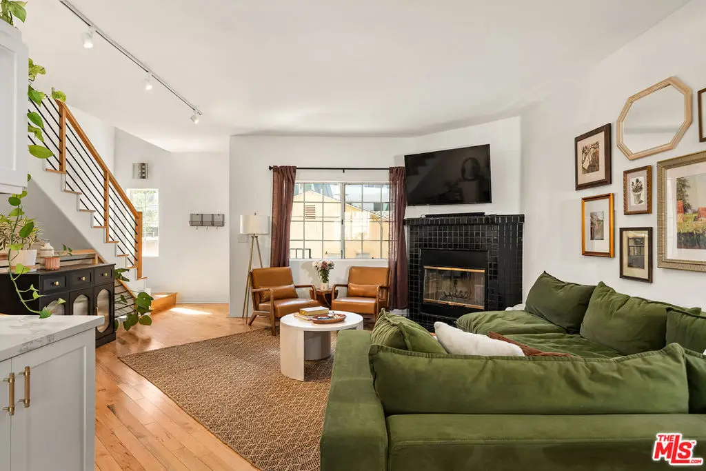 4192 Marcasel Avenue #2, Culver City, CA 90066 - #1