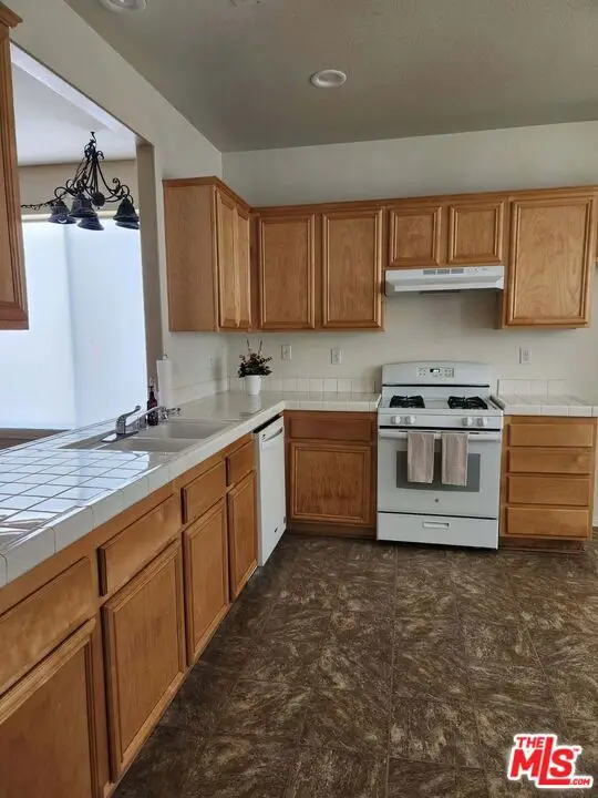 2292 Versailles Street, San Jacinto, CA 92583 - #3