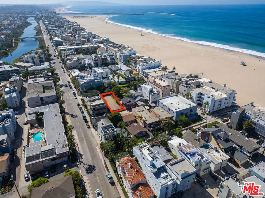 27 Galleon Street, Marina Del Rey, CA 90292 - #2