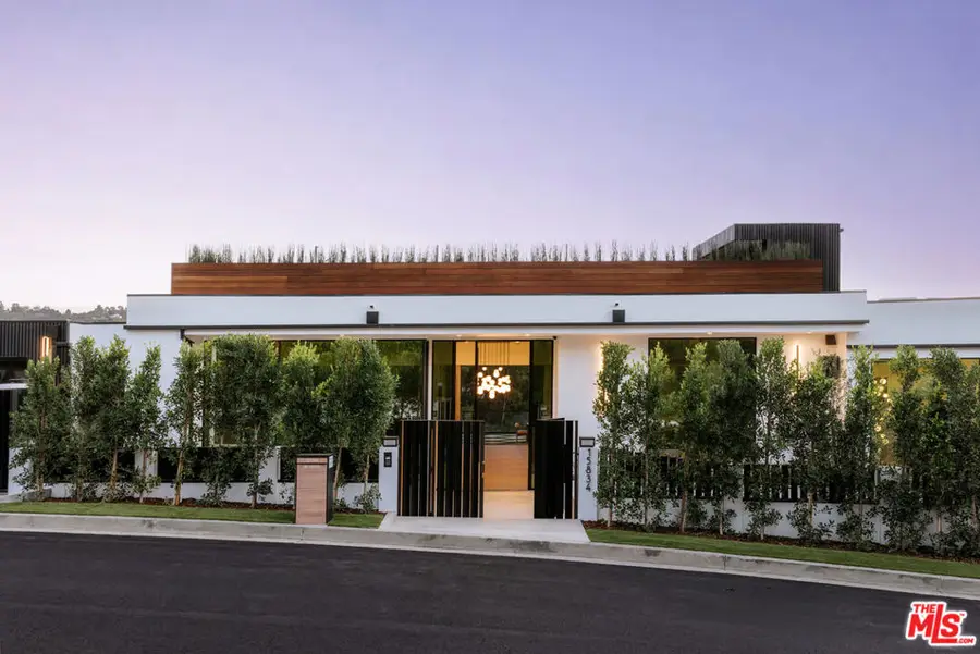 15834 High Knoll Road, Encino, CA 91436 - #2